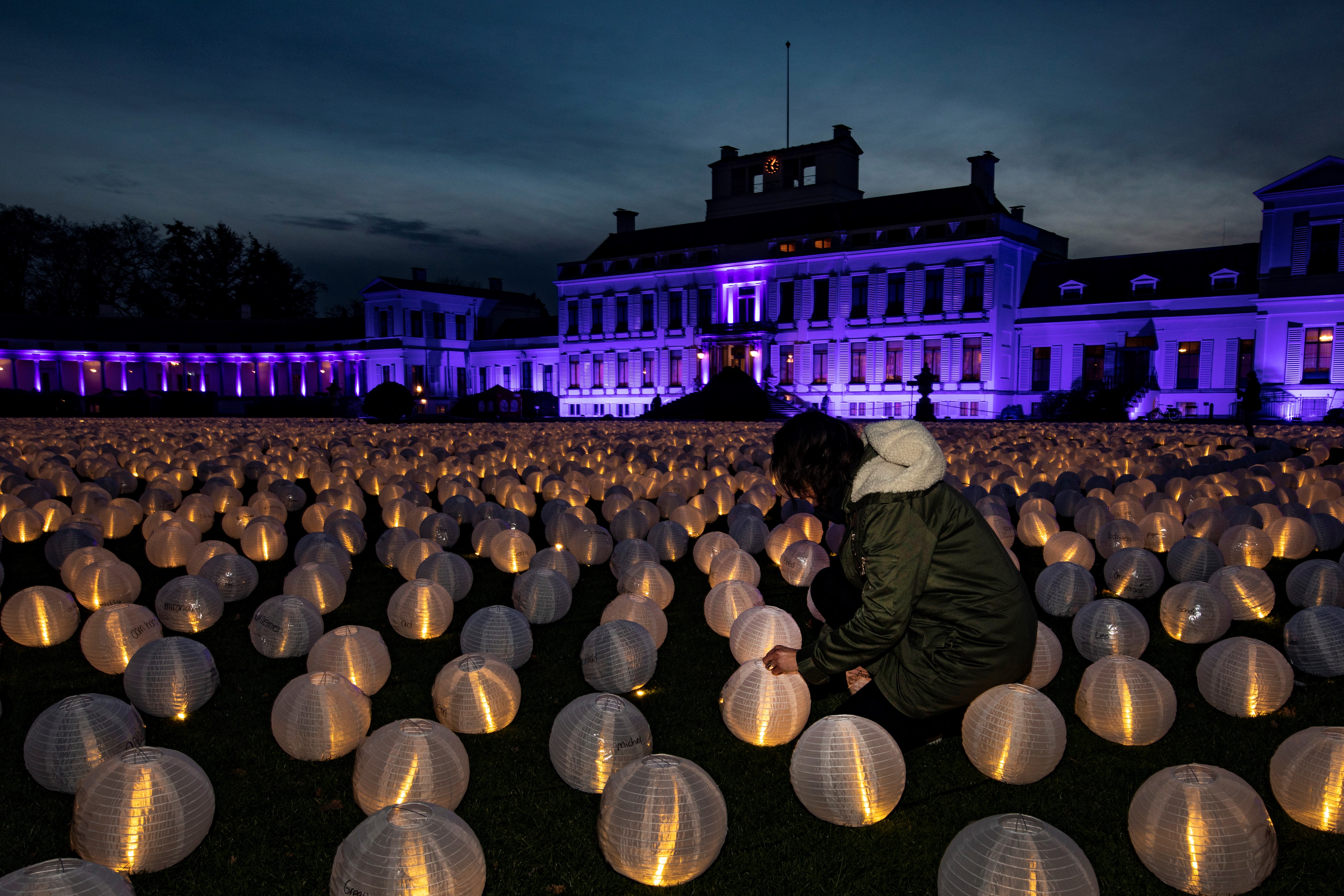 Lampionnen bij Paleis Soestdijk