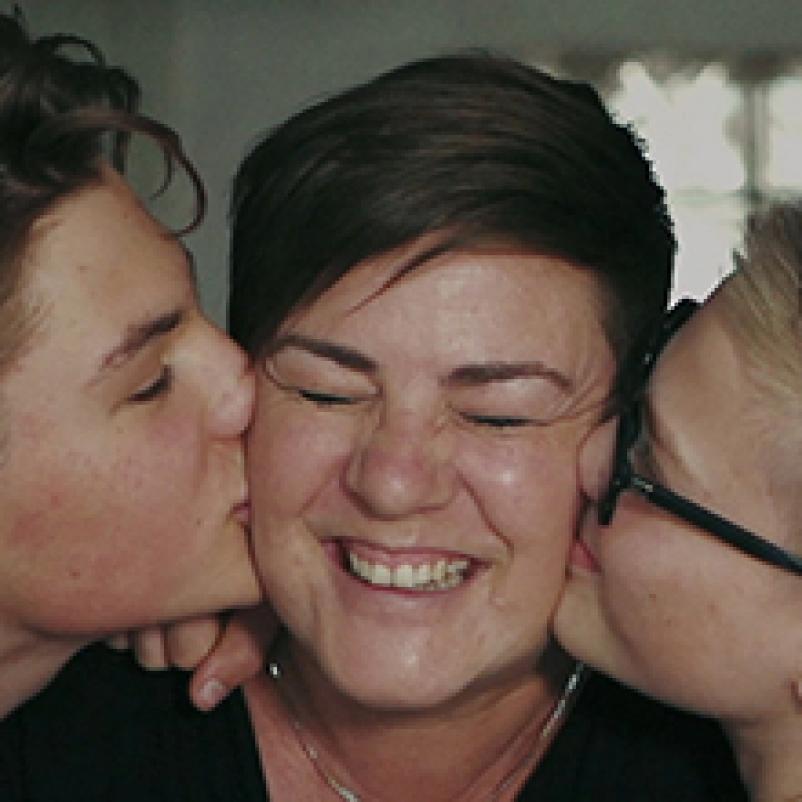 Carola met haar zoons