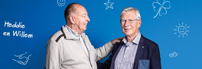 Twee vrienden naast elkaar