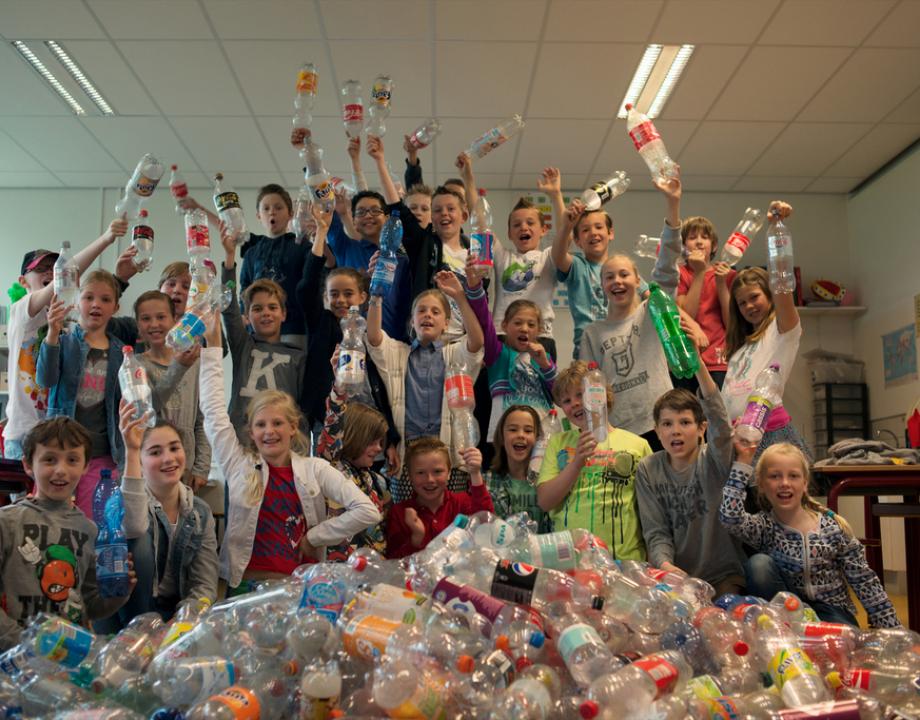 Basisschool inzamelingsactie flessen